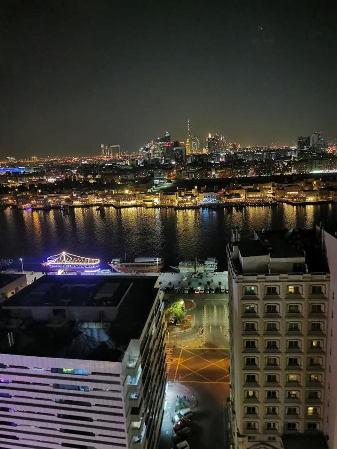 Cloud9 Hostel Dubai Bagian luar foto