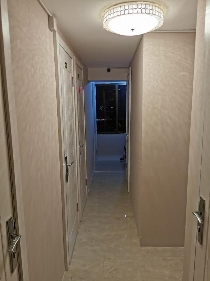 Cloud9 Hostel Dubai Bagian luar foto