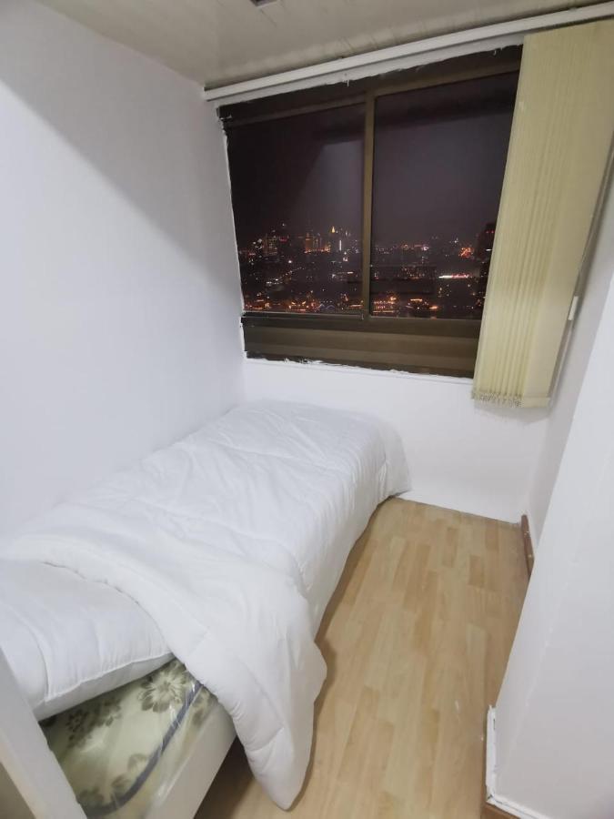 Cloud9 Hostel Dubai Bagian luar foto